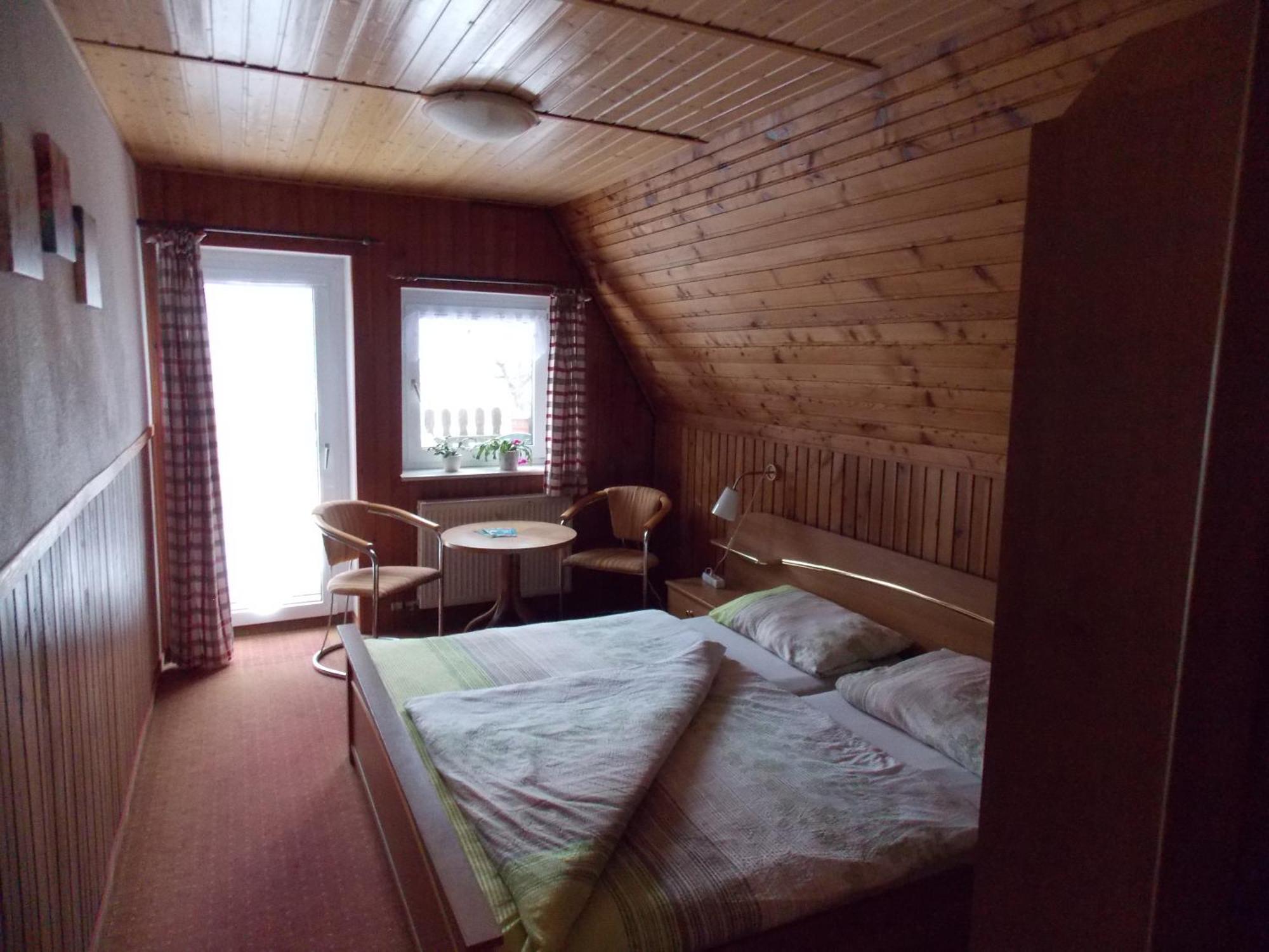 Pension Gaststaette Tannenhof Saupsdorf Екстер'єр фото